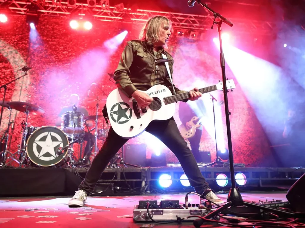 mike peters